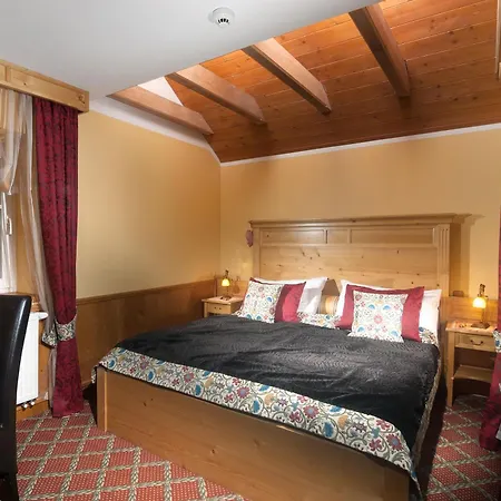 Pod Jasany Otel