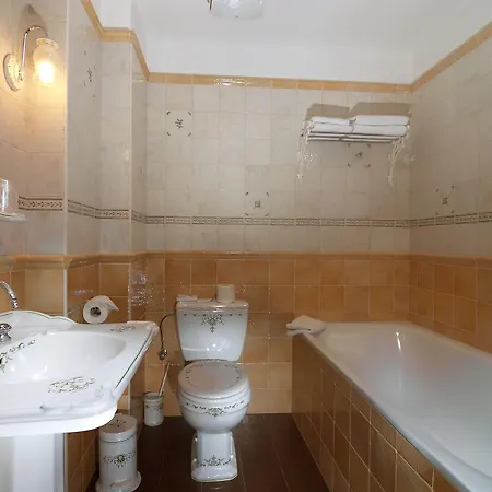 Pod Jasany Otel