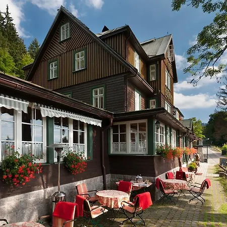 Otel Pod Jasany Špindlerŭv Mlýn